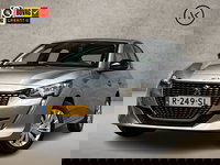 Peugeot 208 - 1.2 PureTech Sport (APPLE CARPLAY, NAVIGATIE, CRUISE, SPORTSTOELEN, LANE ASSIST, BLUETOOTH, NIEUWSTAAT)