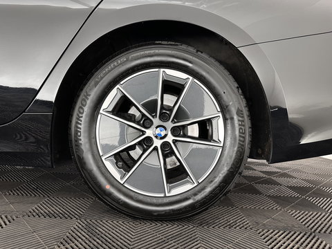 BMW 3-serie 320i Business Edition (INCL-BTW) Aut. *FULL-LED | NAVI-FULLMAP | COMFORTSEATS | HIFI-SOUND | DIGI-COCKPIT | DAB | SHIFT-PADDLES | ECC | TOWBAR | PDC | CRUISE | 16''ALU*