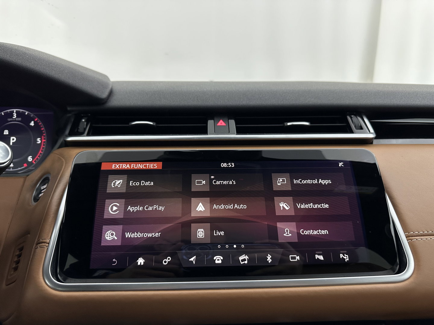 Land Rover Range Rover Velar 2.0 I4 AWD R-Dynamic HSE (INCL.BTW) Aut. *PANO | LEATHER | MATRIX-LED | MEMORY-PACK | BLINDSPOT | MERIDIAN-SURROUND | DIGI-COCKPIT | CAMERA | KEYLESS | HEATED-COMFORTSEATS | PRIVACYGLASS | SHIFTPADDLES | 22''ALU*