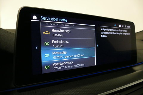 BMW 5 Serie 530e xDrive M Sport / Schuif-/kanteldak/ M Performance stoelen / M Sport Bodykit / Elektr. verstelbare voorstoelen / Harman Kardon Surround Sound / HUD / 20'' LMV / Rondomzichtcamera / Apple Carplay - Android Auto / Stoelverwarming / Ambienteverlichting /