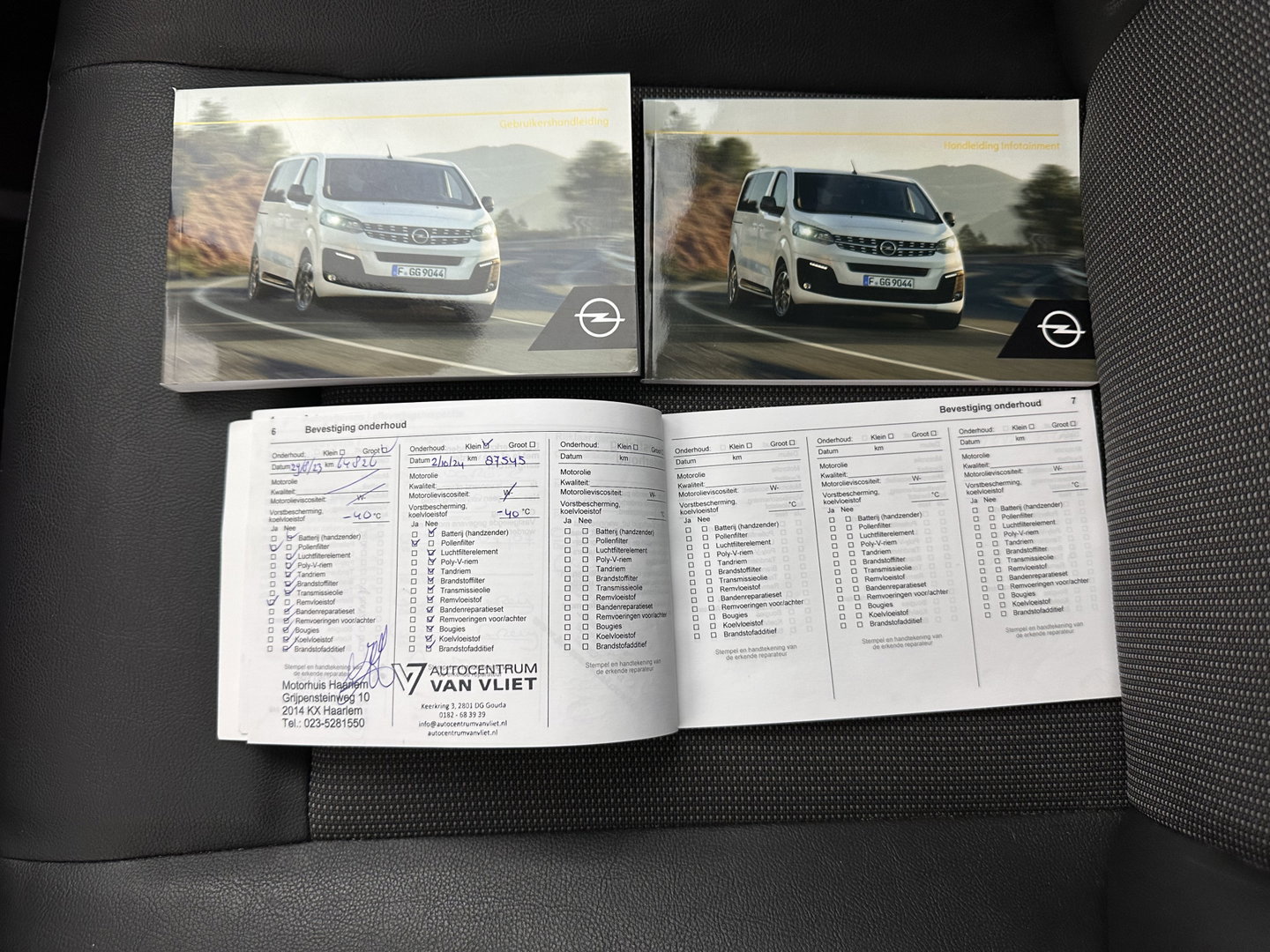 Opel Vivaro-e L2H1 Edition 75 kWh [ 3-Fase ] {SOH-100%} Aut. *LEATHER | NAVI-FULLMAP | CAMERA | AIRCO | DAB+ | PDC | CRUISE | CARPLAY*