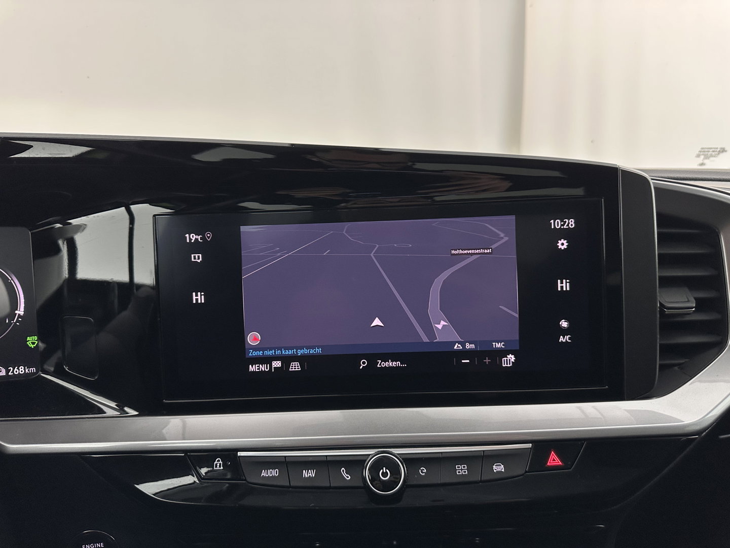 Opel Mokka-e Ultimate 50-kWh 7.4kw bl. [ 3-Fase ] {SOH-84%} (INCL-BTW) *FULL-LED | LEATHER-MICROFIBRE | ADAPTIVE-CRUISE | HEATED-SPORTSEATS | DAB+ | KEYLESS | DIGI-COCKPIT | CARPLAY | AMBIENT-LIGHT | CAMERA | LANE-ASSIST | 18"ALU*