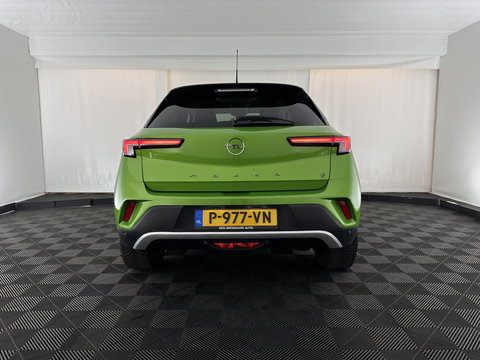 Opel Mokka-e Ultimate 50-kWh 7.4kw bl. [ 3-Fase ] {SOH-84%} (INCL-BTW) *FULL-LED | LEATHER-MICROFIBRE | ADAPTIVE-CRUISE | HEATED-SPORTSEATS | DAB+ | KEYLESS | DIGI-COCKPIT | CARPLAY | AMBIENT-LIGHT | CAMERA | LANE-ASSIST | 18"ALU*