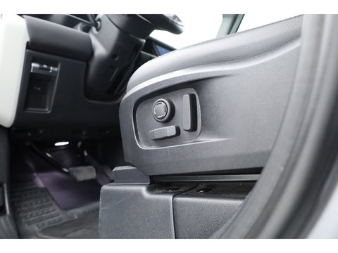 Land Rover Defender 3.0 D300 110 X-Dynamic - Grijs Kenteken | Luchtvering | Leder+Memory | Dig. Cockpit | 360*+PDC | Meridian | Nav+App.Connect | Winterpack | V