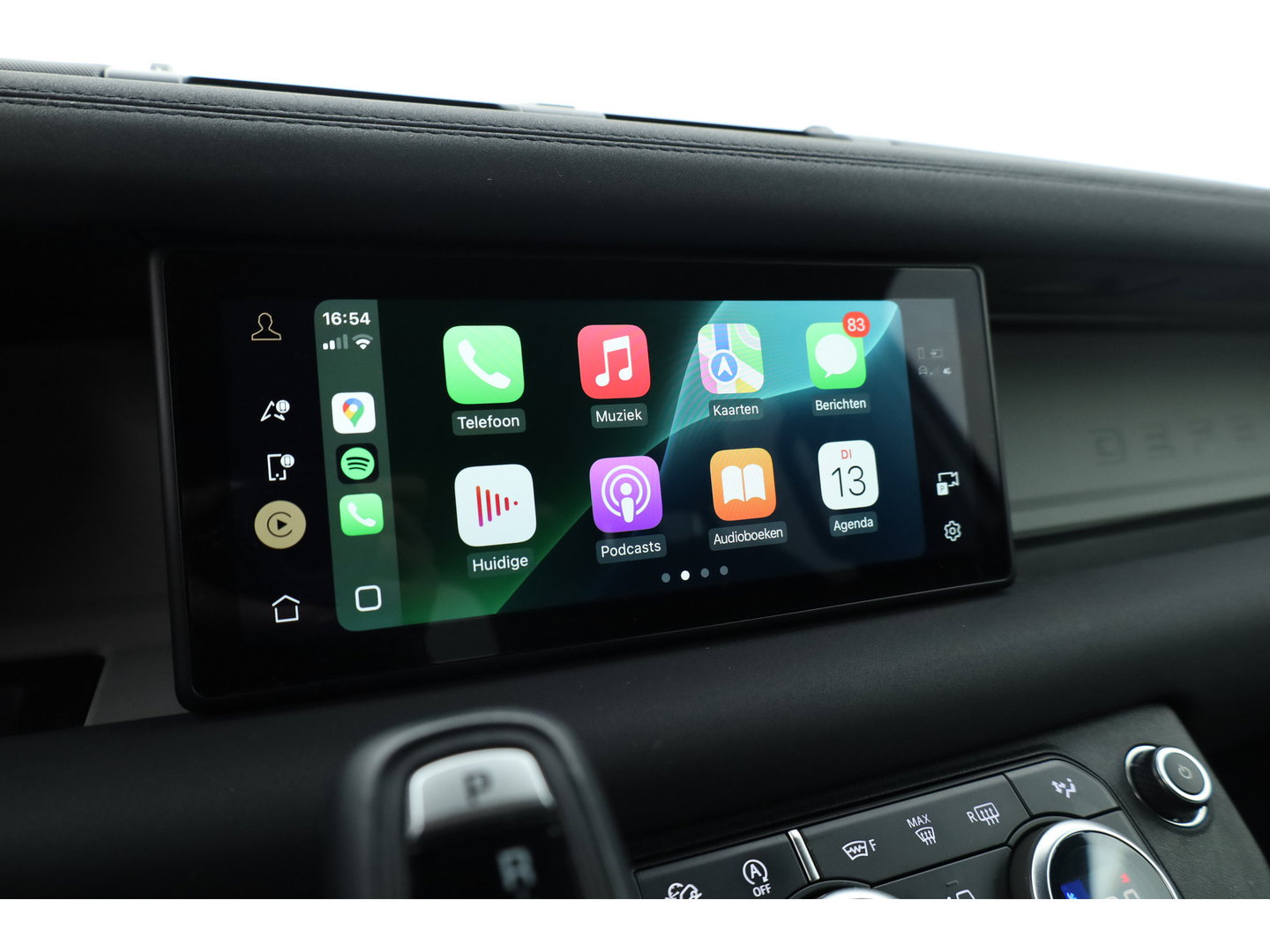 Land Rover Defender 3.0 D300 110 X-Dynamic - Grijs Kenteken | Luchtvering | Leder+Memory | Dig. Cockpit | 360*+PDC | Meridian | Nav+App.Connect | Winterpack | V