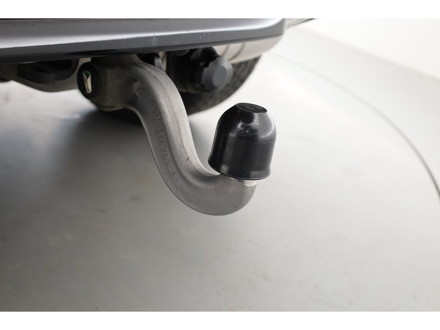 Land Rover Defender 3.0 D300 110 X-Dynamic - Grijs Kenteken | Luchtvering | Leder+Memory | Dig. Cockpit | 360*+PDC | Meridian | Nav+App.Connect | Winterpack | V