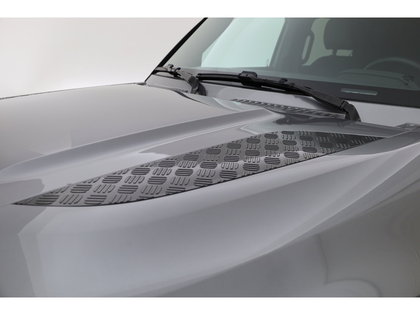 Land Rover Defender 3.0 D300 110 X-Dynamic - Grijs Kenteken | Luchtvering | Leder+Memory | Dig. Cockpit | 360*+PDC | Meridian | Nav+App.Connect | Winterpack | V