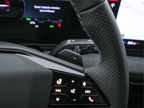 Audi A6 Avant e-tron S edition 83 kWh [ 3-Fase ] (INCL.BTW) *MATRIX-LED | LEATHER-FABRIC | ADAPTIVE-CRUISE | TOP-VIEW | BLINDSPOT | KEYLESS | MEMORY-PACK | WIDESCREEN-COCKPIT | PRIVACY-GLASS | SHIT-PADDLES | HEATED-SPORTSEATS | 21''ALU | TO