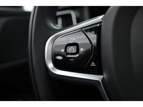 Volvo V60 2.0 T8 Inscription 455PK | SOH 94 % | Pano-dak | ACC | Elek. Trekhaak | Camera | Stoel + stuurverw. | 19 inch