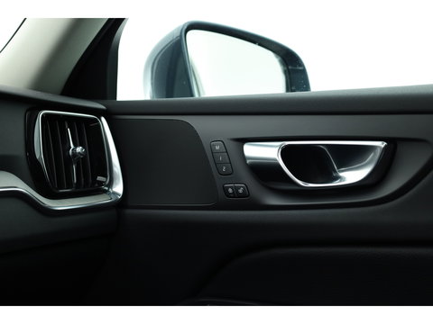 Volvo V60 2.0 T8 Inscription 455PK | SOH 94 % | Pano-dak | ACC | Elek. Trekhaak | Camera | Stoel + stuurverw. | 19 inch