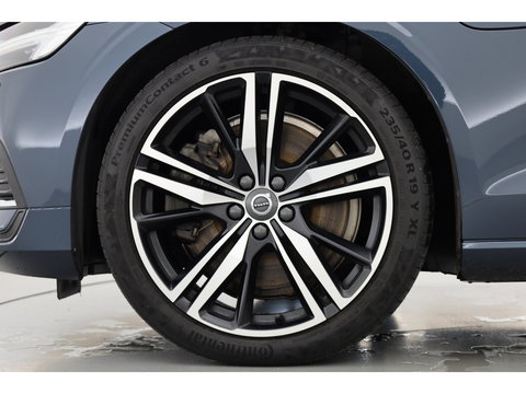 Volvo V60 2.0 T8 Inscription 455PK | SOH 94 % | Pano-dak | ACC | Elek. Trekhaak | Camera | Stoel + stuurverw. | 19 inch