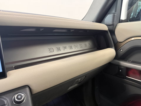 Land Rover Defender 110 P400e SE Heritage Leder Full-led Groot scherm Navigatie