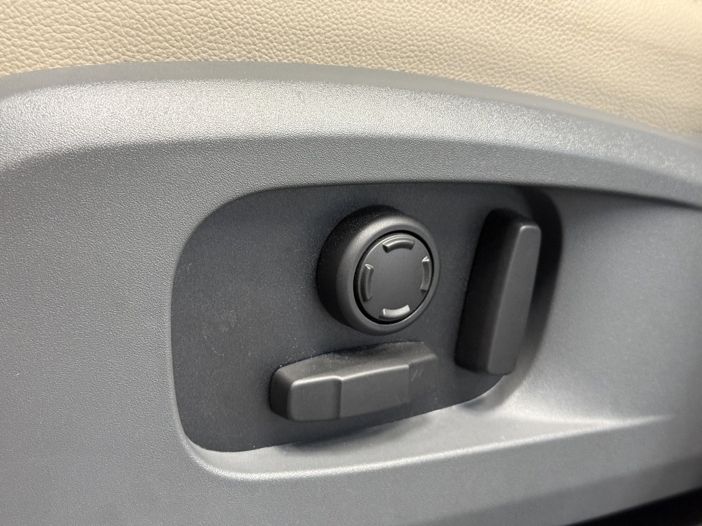 Land Rover Defender 110 P400e SE Heritage Leder Full-led Groot scherm Navigatie