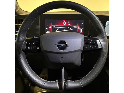 Opel Astra 1.2 Turbo Ultimate PANO KEYLESS 360