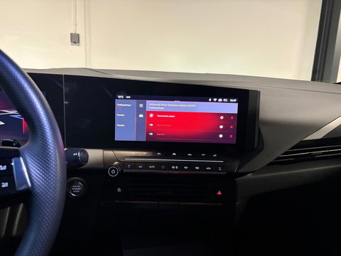 Opel Astra 1.2 Turbo Ultimate PANO KEYLESS 360