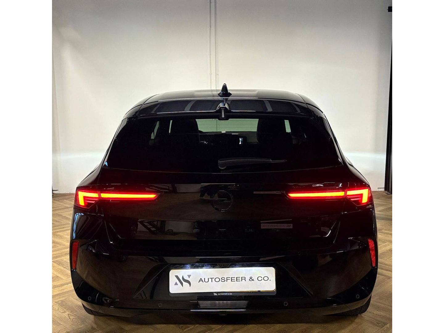 Opel Astra 1.2 Turbo Ultimate PANO KEYLESS 360