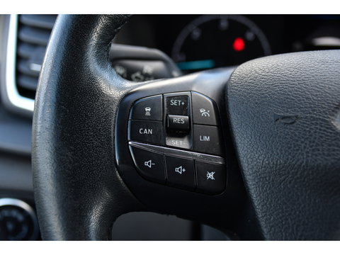 Ford Transit Custom 300 2.0 TDCI L2H1 Limited DC Adaptieve Cruise, Camera, Xenon, Leder, 170pk, Stoelverwarming, Multimedia, 2 x Schuifdeur, Uniek!