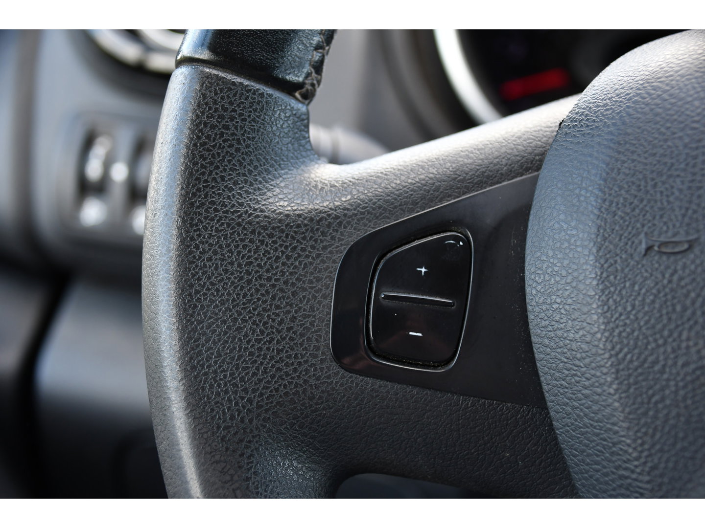 Renault Trafic 2.0 dCi 170 T29 L2H1 DC Luxe Black Edition Camera, Cruise, Carplay, 170pk, Automaat, LED, Multimedia, Clima, NAVI, Uniek!