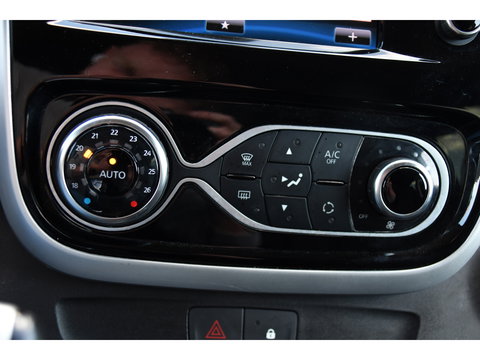 Renault Trafic 2.0 dCi 170 T29 L2H1 DC Luxe Black Edition Camera, Cruise, Carplay, 170pk, Automaat, LED, Multimedia, Clima, NAVI, Uniek!