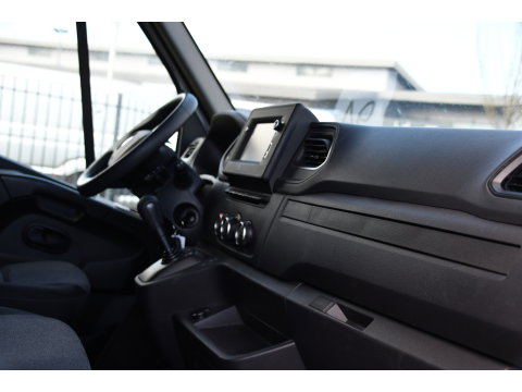 Renault Master T35 2.3 dCi 150 L2H2 PB Edition Camera, Cruise, Carplay, LED, Trekhaak, Automaat, 150pk, Sensoren, NAVI, Uniek!
