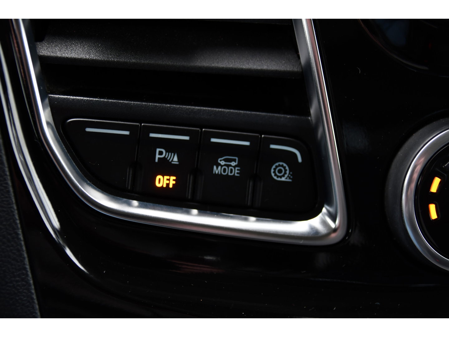 Ford Transit Custom 290 2.0 TDCI L1H1 Sport Camera, Cruise, LED, Leder, Stoelverwarming, 170pk, Automaat, Trekhaak, Voorruit verwarming, Uniek!