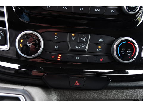 Ford Transit Custom 290 2.0 TDCI L1H1 Sport Camera, Cruise, LED, Leder, Stoelverwarming, 170pk, Automaat, Trekhaak, Voorruit verwarming, Uniek!