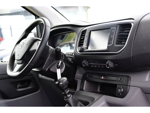 Toyota ProAce Worker 2.0 L3 D-4D PB Edition Cruise, Sensoren, Carplay, Trekhaak, 122pk, Airco, Multimedia, Leder, Uniek!