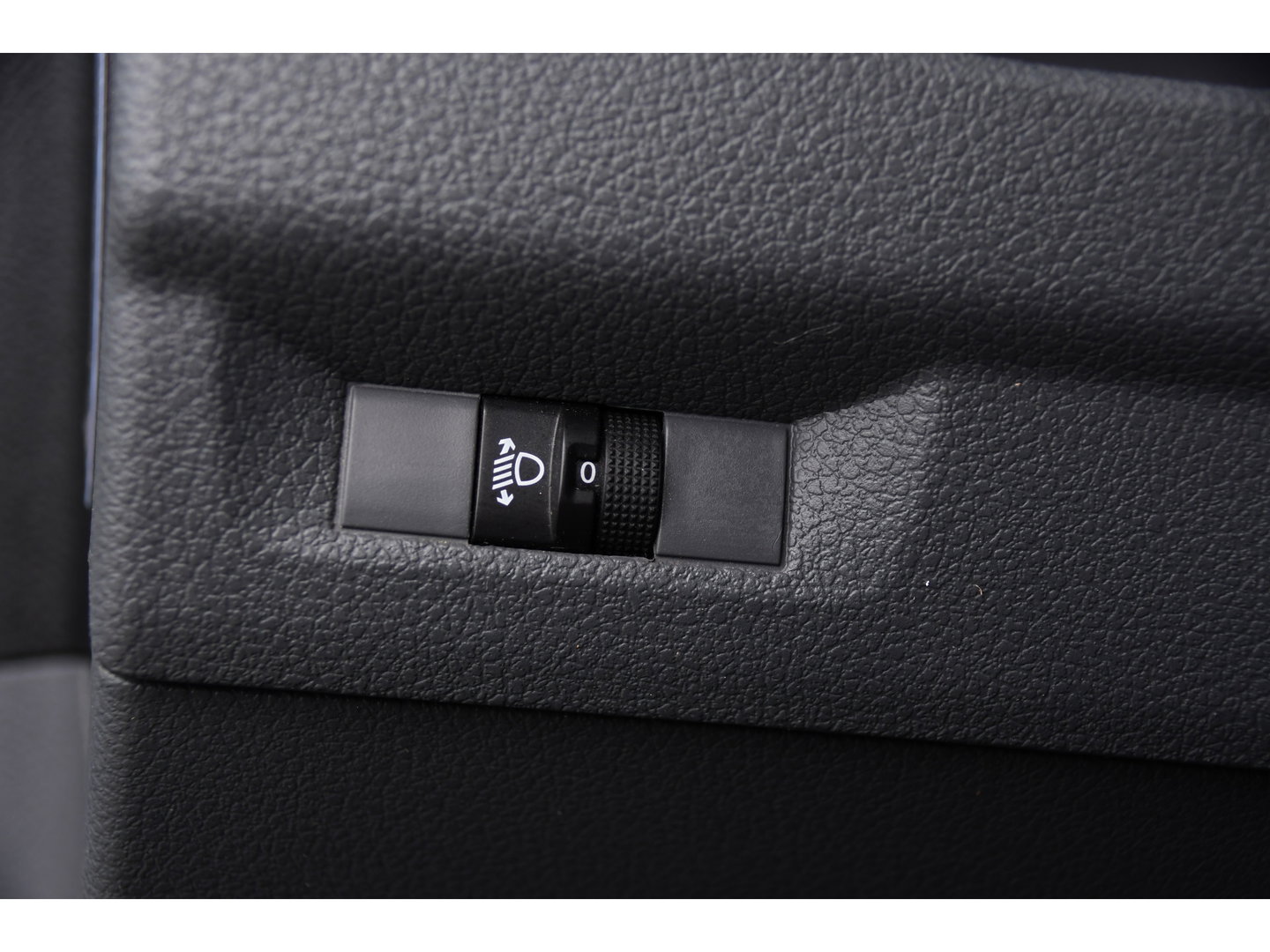 Toyota ProAce Worker 2.0 L3 D-4D PB Edition Cruise, Sensoren, Carplay, Trekhaak, 122pk, Airco, Multimedia, Leder, Uniek!