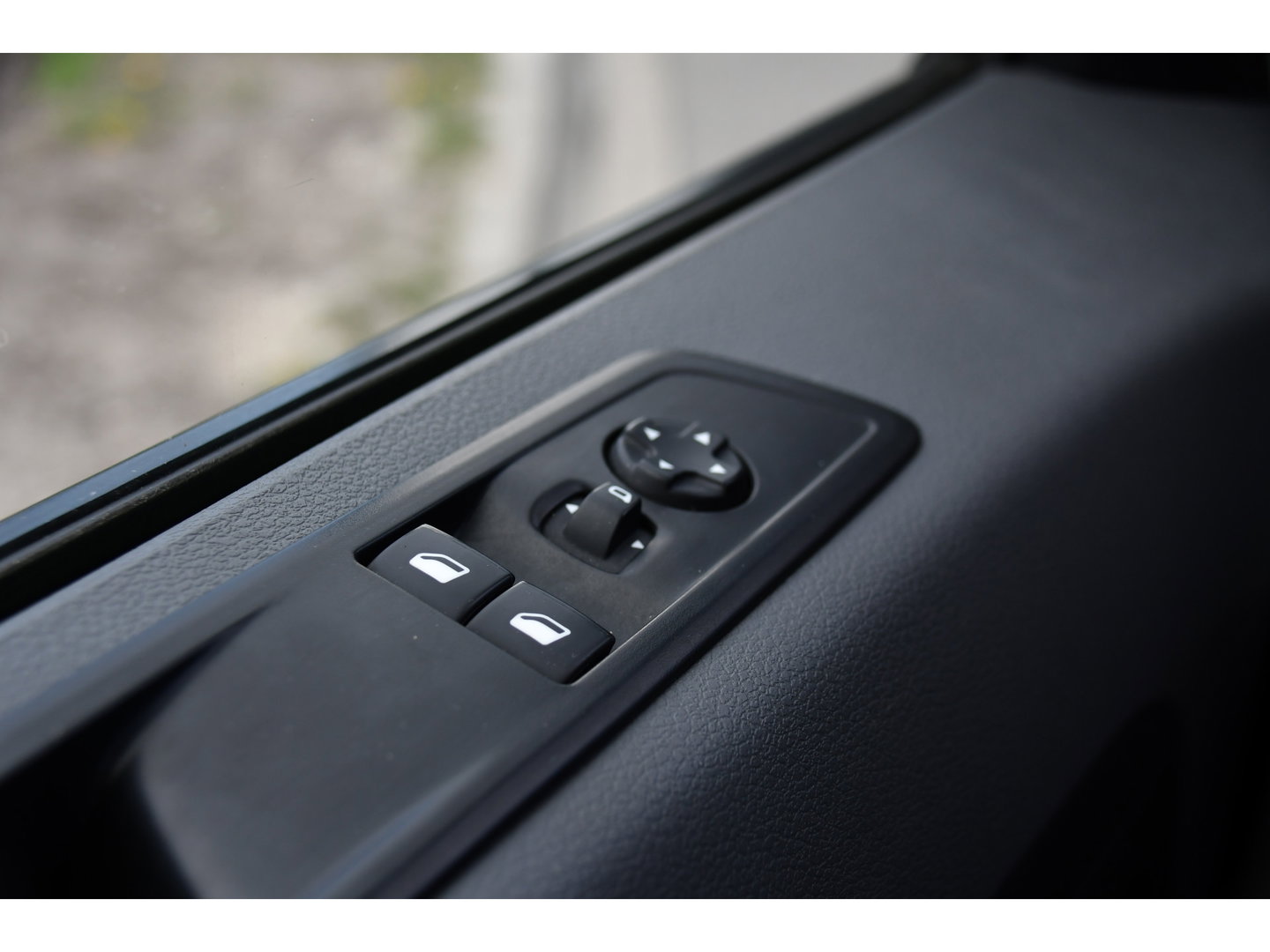 Toyota ProAce Worker 2.0 L3 D-4D PB Edition Cruise, Sensoren, Carplay, Trekhaak, 122pk, Airco, Multimedia, Leder, Uniek!