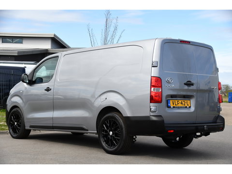 Toyota ProAce Worker 2.0 L3 D-4D PB Edition Cruise, Sensoren, Carplay, Trekhaak, 122pk, Airco, Multimedia, Leder, Uniek!