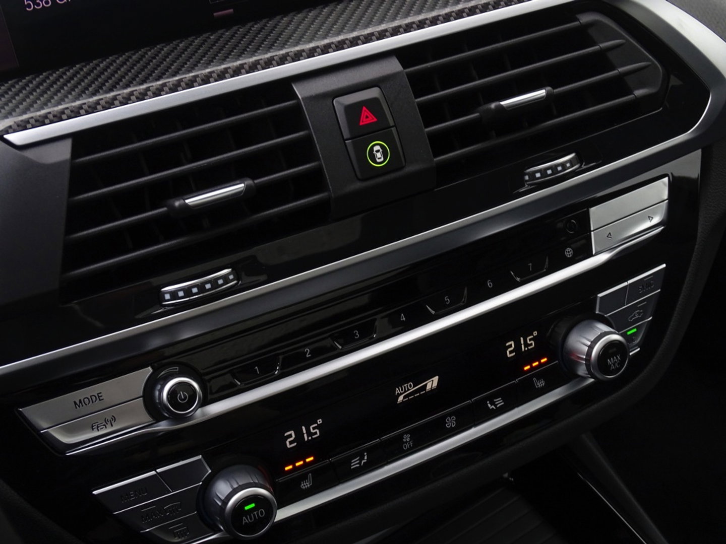 BMW X3 30e 292PK X-drive M-sport / Carbon / 360° / Pano