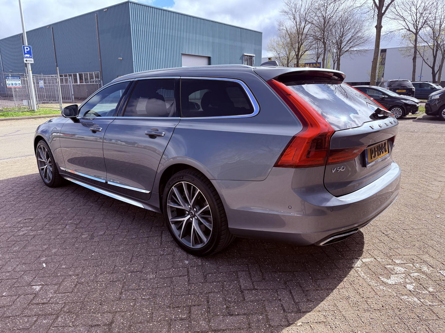 Volvo V90 2.0 T8 AWD Inscription Full options