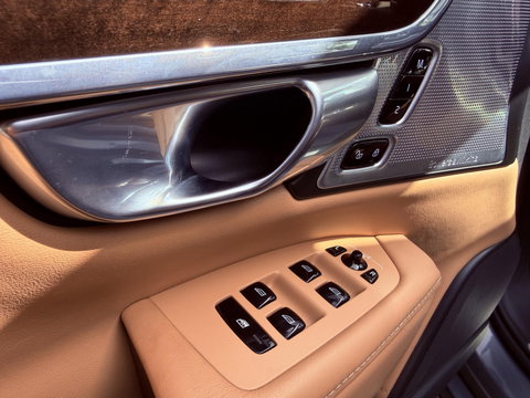 Volvo V90 2.0 T8 AWD Inscription Full options