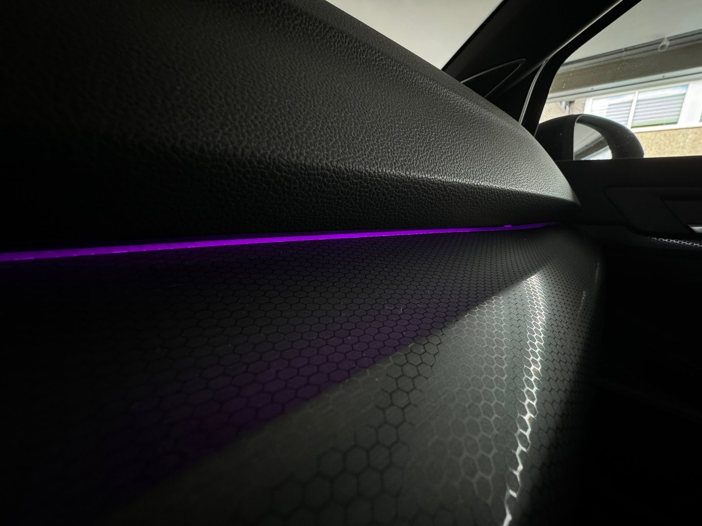 Volkswagen Golf 2.0 TSI GTI Pano|HuD|H/K|Keyless|Camera|Sfeer