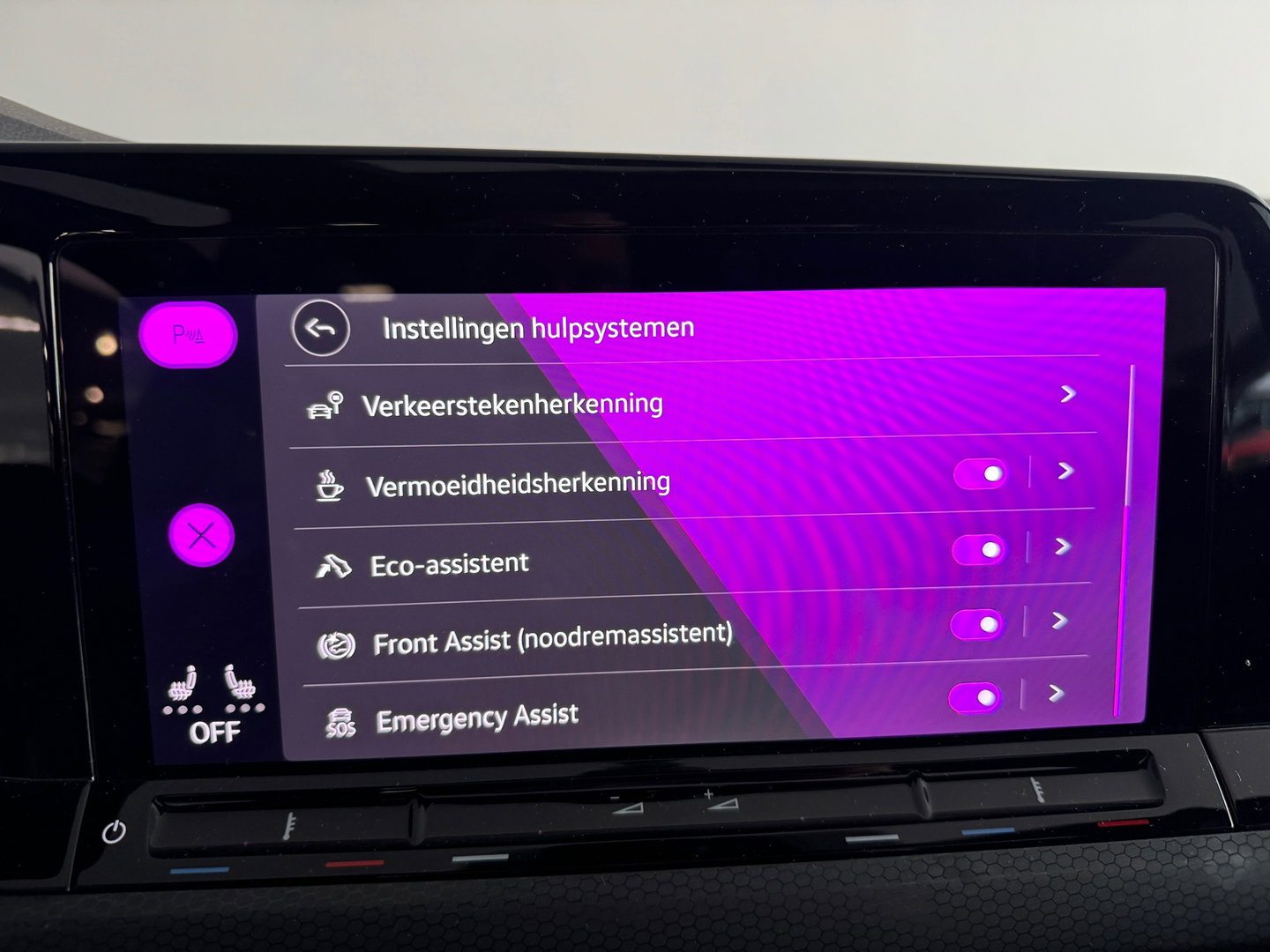 Volkswagen Golf 2.0 TSI GTI Pano|HuD|H/K|Keyless|Camera|Sfeer