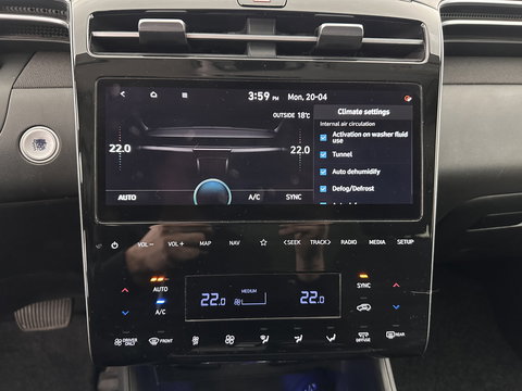 Hyundai Tucson 1.6 T-GDI HEV Comfort Smart (INCL.BTW) *FULL-LED | ADAPTIVE-CRUISE | HEATED-COMFORTSEATS | KEYLESS | CAMERA | DIGI-COCKPIT | PRIVACY-GLASS | SHIFT-PADDLES | ECC | PDC | 17''ALU*