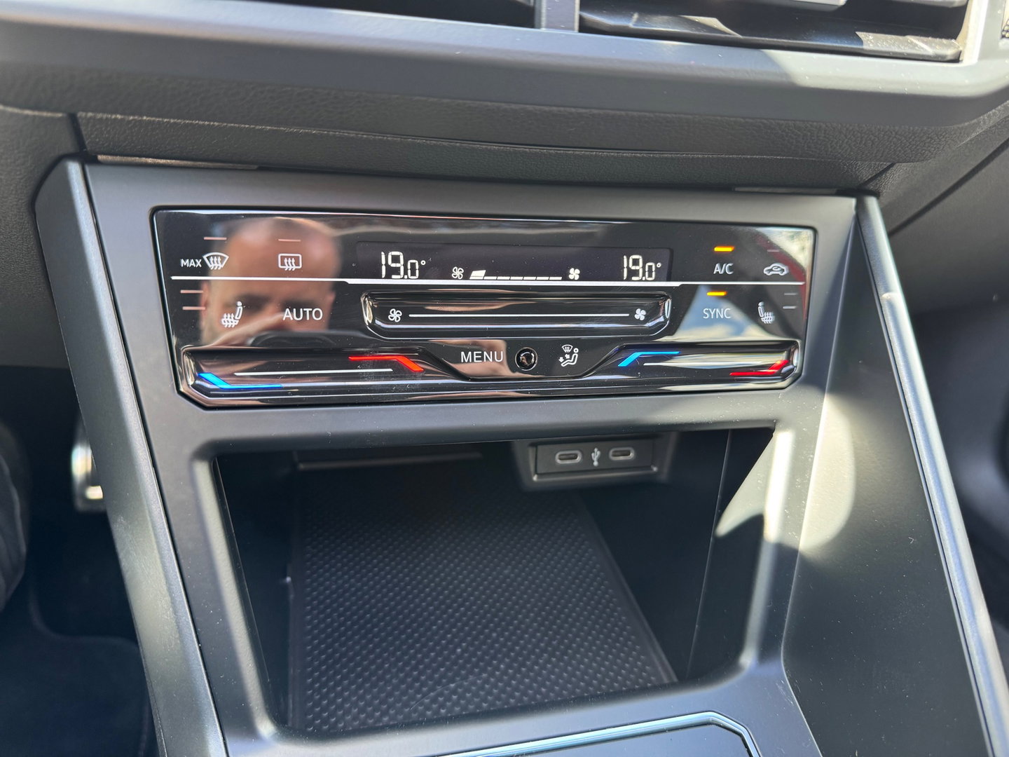 Volkswagen Taigo 1.0 TSI 3X R-Line DSG Panorama Camera Leder