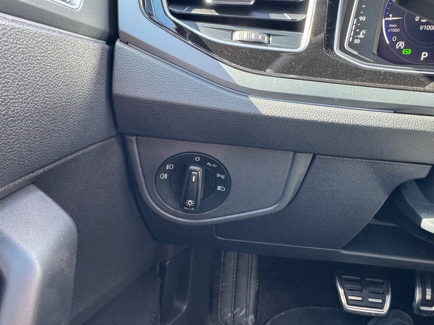 Volkswagen Taigo 1.0 TSI 3X R-Line DSG Panorama Camera Leder