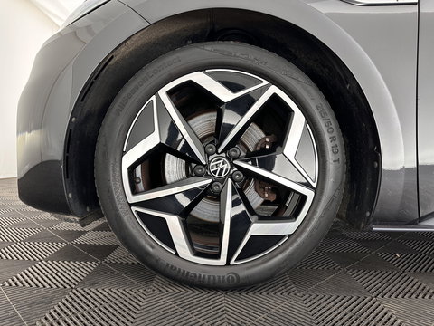 Volkswagen ID.3 First Plus 58 kWh [ 3-Fase ] {SOH-91%} (INCL-BTW) *ADAPTIVE-CRUISE | MATRIX-LED | CAMERA | KEYLESS | MICROFIBRE | AMBIENTLIGHT | NAVI-FULLMAP | DAB+ | ECC | HEATED-SPORTSEATS | DIGI-COCKPIT | 19''ALU*