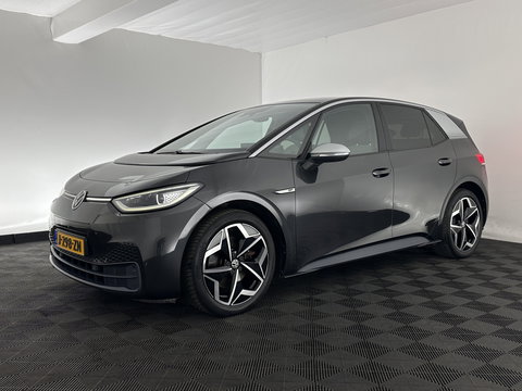Volkswagen ID.3 First Plus 58 kWh [ 3-Fase ] {SOH-91%} (INCL-BTW) *ADAPTIVE-CRUISE | MATRIX-LED | CAMERA | KEYLESS | MICROFIBRE | AMBIENTLIGHT | NAVI-FULLMAP | DAB+ | ECC | HEATED-SPORTSEATS | DIGI-COCKPIT | 19''ALU*
