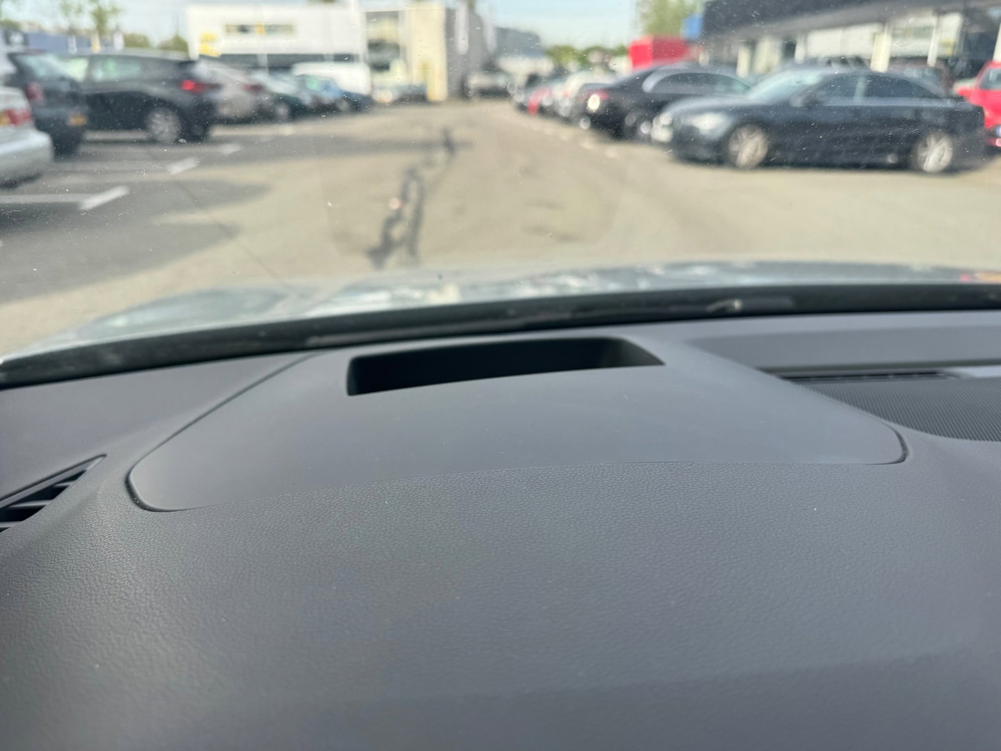 Volkswagen Golf 1.5 eTSI DSG Panorama Camera facelift HUD Memory