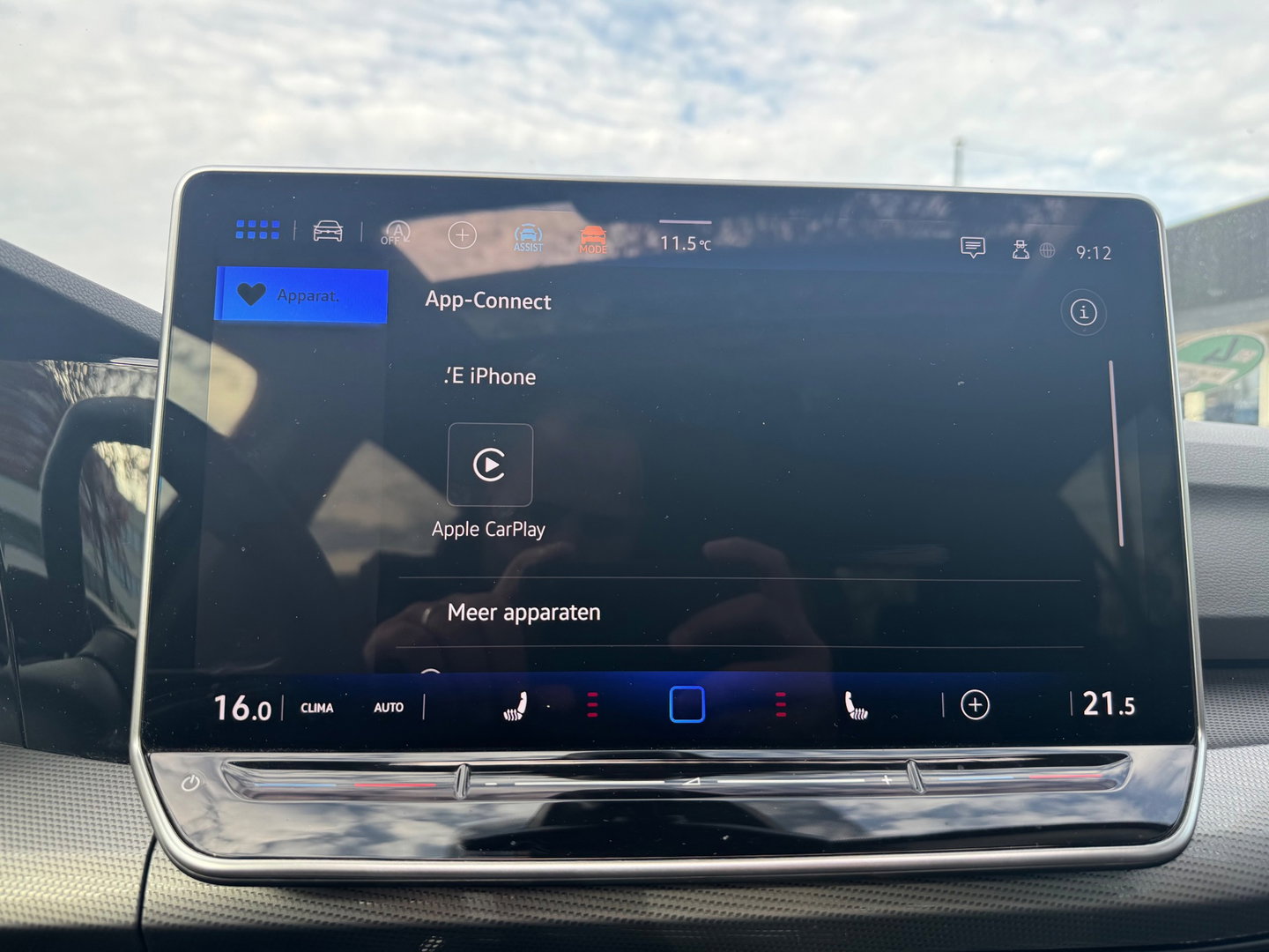 Volkswagen Golf 1.5 eTSI DSG Panorama Camera facelift HUD Memory