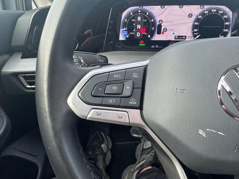 Volkswagen Golf 1.5 eTSI DSG Panorama Camera facelift HUD Memory