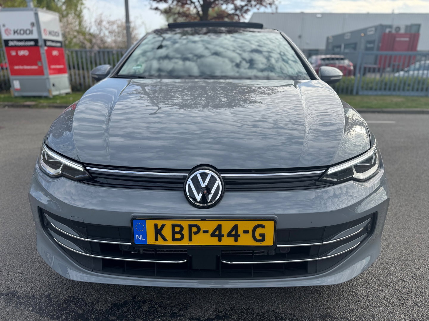 Volkswagen Golf 1.5 eTSI DSG Panorama Camera facelift HUD Memory