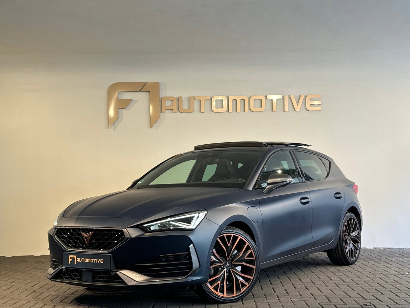 CUPRA Leon 1.4 e-Hybrid VZ Copper Edition Pano|Keyless|Sfeer