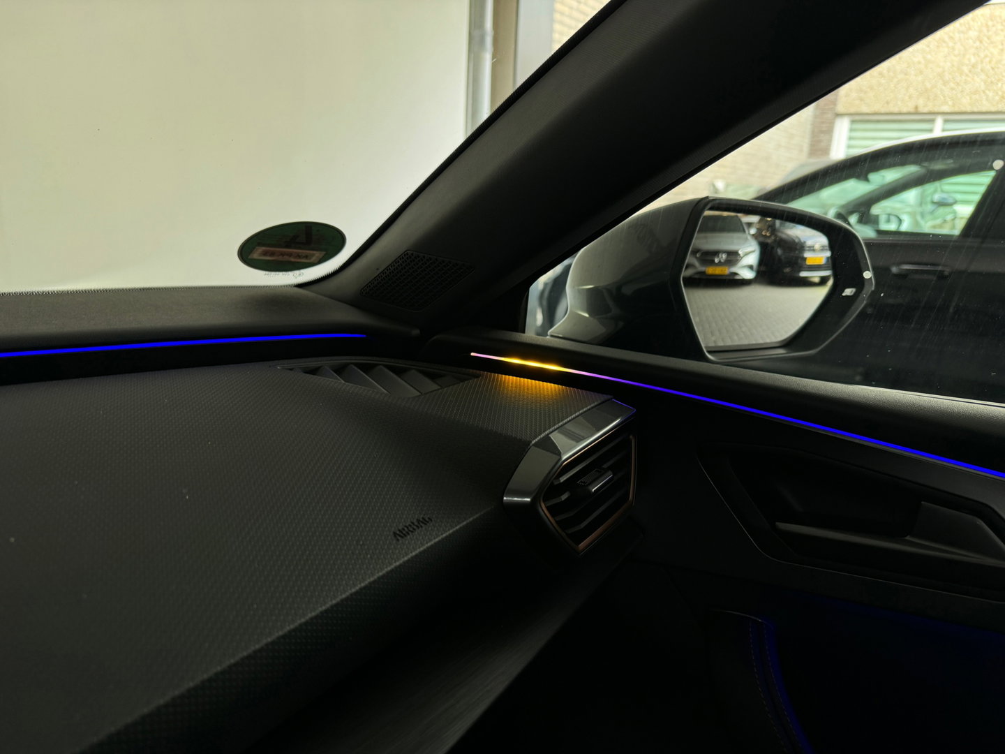 CUPRA Leon 1.4 e-Hybrid VZ Copper Edition Pano|Keyless|Sfeer