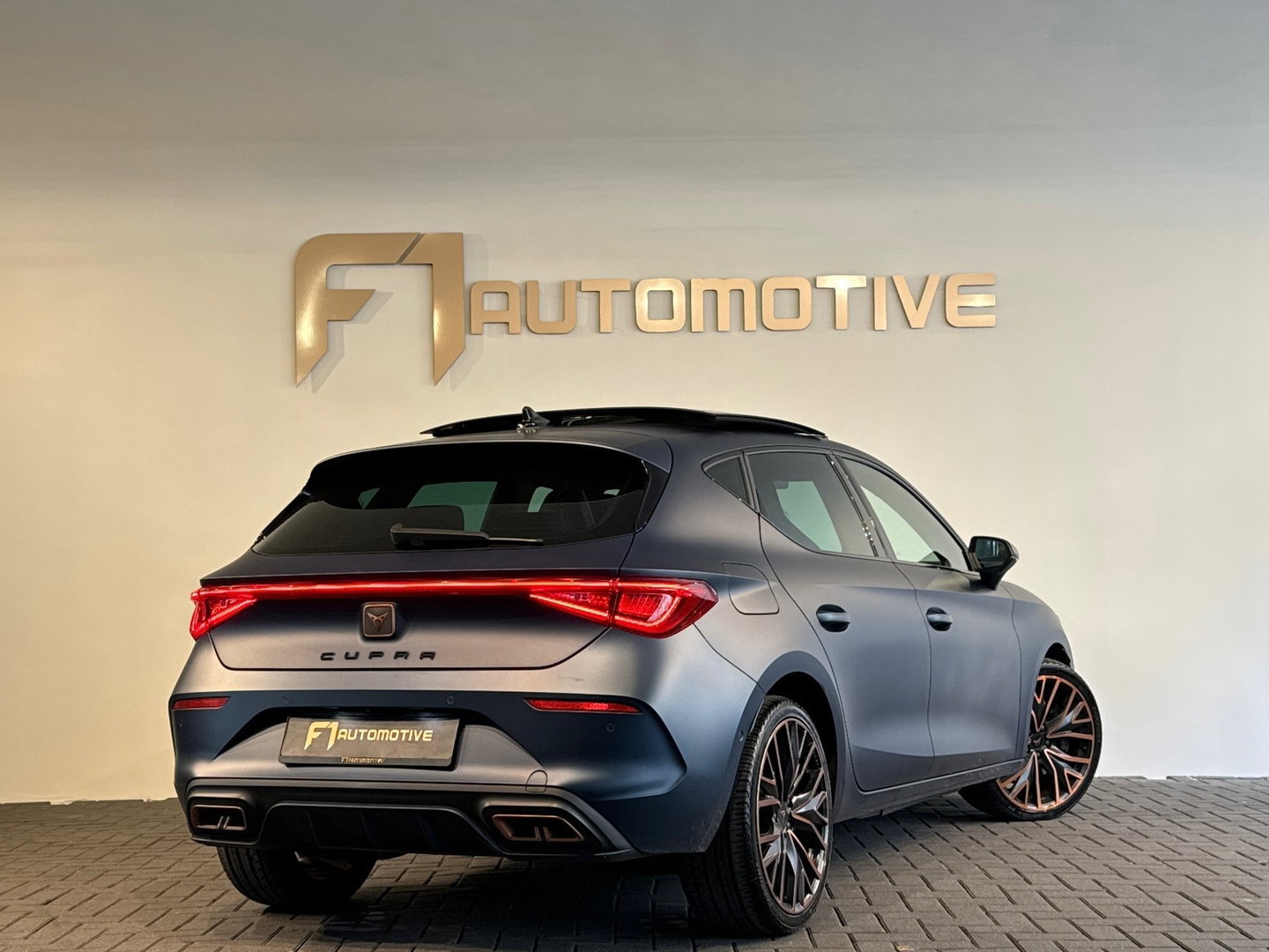 CUPRA Leon 1.4 e-Hybrid VZ Copper Edition Pano|Keyless|Sfeer