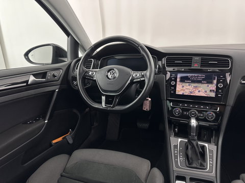 Volkswagen Golf 1.6 TDI R-Line Highline Business Aut. *PANO | MICROFIBRE | ADAPTIVE-CRUISE | DIGI-COCKPIT | HEATED-SPORTSEATS | PRIVACY-GLASS | NAVI-FULLMAP | ECC | PARKPILOT | 18''ALU*