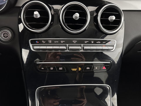 Mercedes-Benz GLC 300e 4MATIC Business Solution (IINCL.BTW) *LEATHER | FULL-LED | DIGI-COCKPIT | HEATED-SPORTSEATS | CAMERA | PRIAVACY-GLASS | NAVI-FULLMAP | ECC | PDC | CRUISE | 18''ALU*