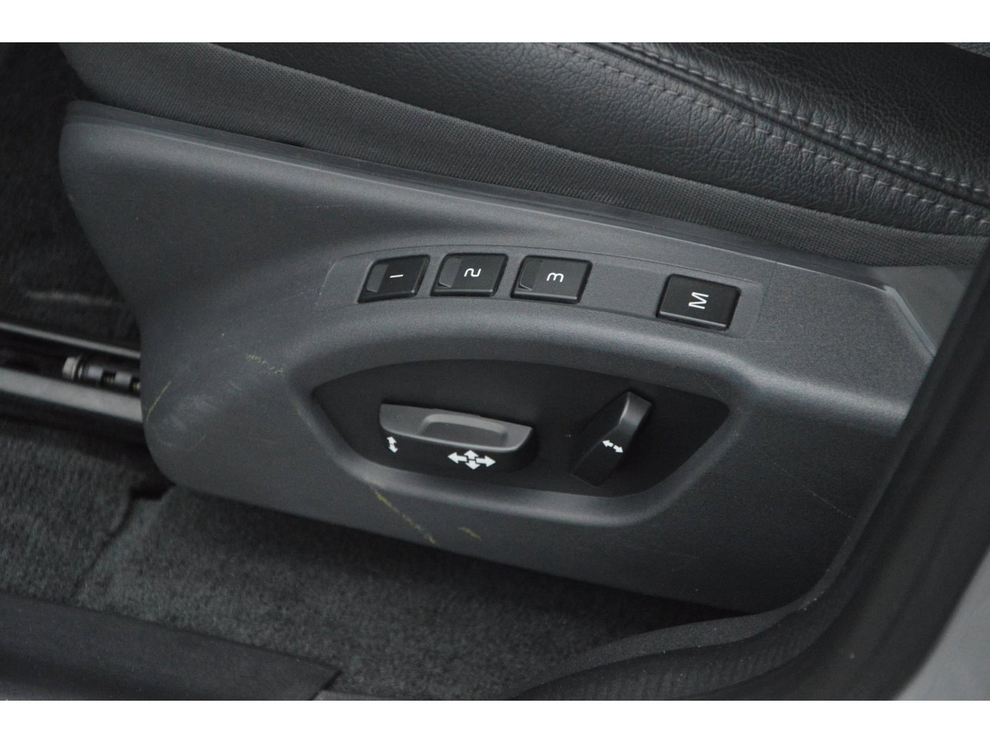 Volvo XC60 T5 AWD Inscription | Trekhaak 2000KG | Dealer onderhouden | Stoelverwarming | Leer | Cruise Control | Bluetooth |